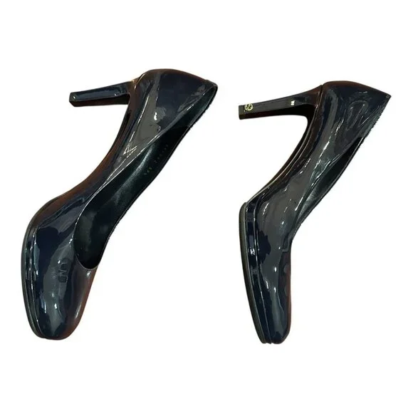 Gucci Patent Leather Pumps - Navy - Picture 3 of 6